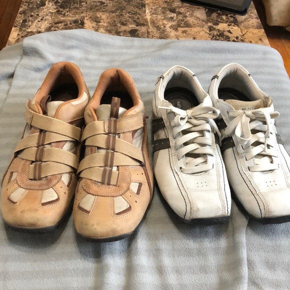 2 pairs Skechers Size 10.5 $15 each or 2 for $20 - Picture 2 of 3